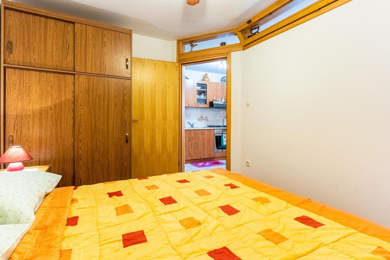 Kovacine Apartment Đảo Đảo Cres Ngoại thất bức ảnh
